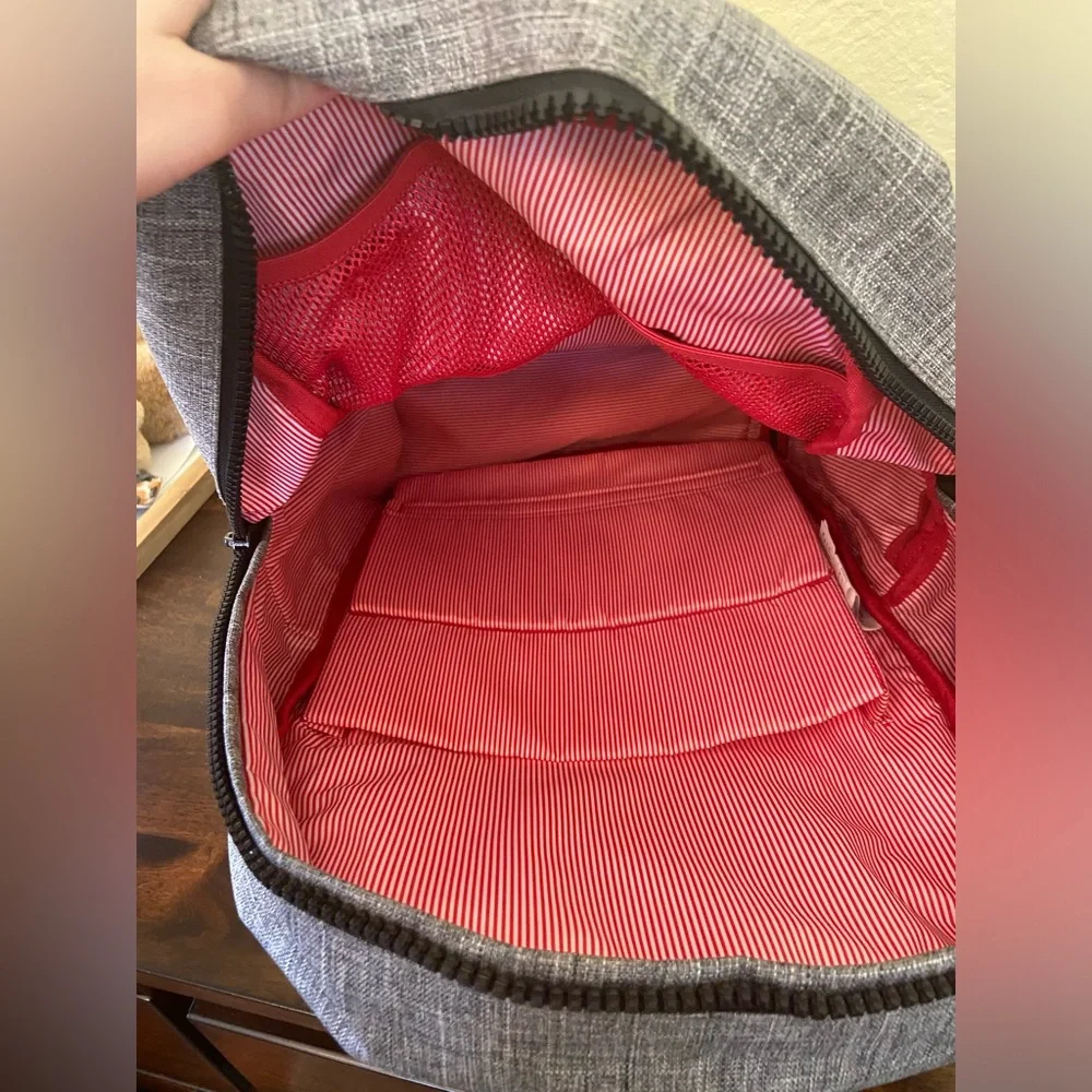 NWOT Herschel Settlement diaper bag / backpack